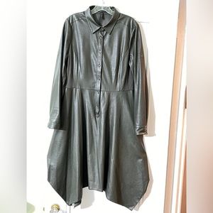 BCBG MAXAZRIA Green Faux Leather Long-sleeved Dress (size large)
